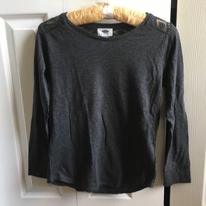 Gray, long sleeve tee